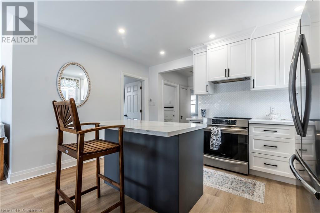 46 Kenmore Road, Hamilton, Ontario  L8S 3T7 - Photo 8 - 40739946