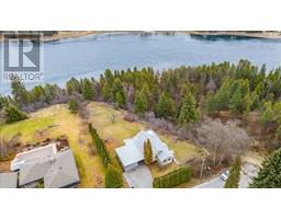 3601 3rd Avenue, castlegar, British Columbia