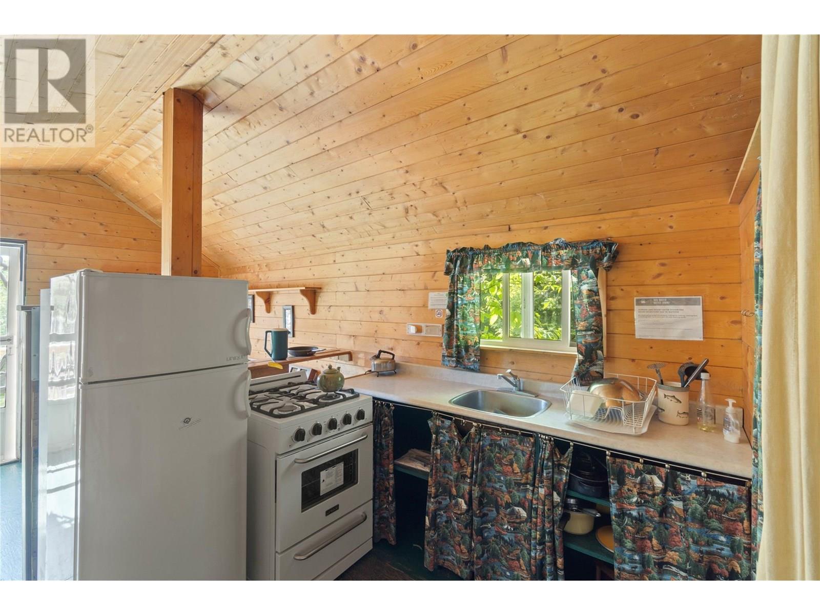 6000 Johnson Lake Forest Service Road, Barriere, British Columbia  V0E 2E0 - Photo 26 - 10351925