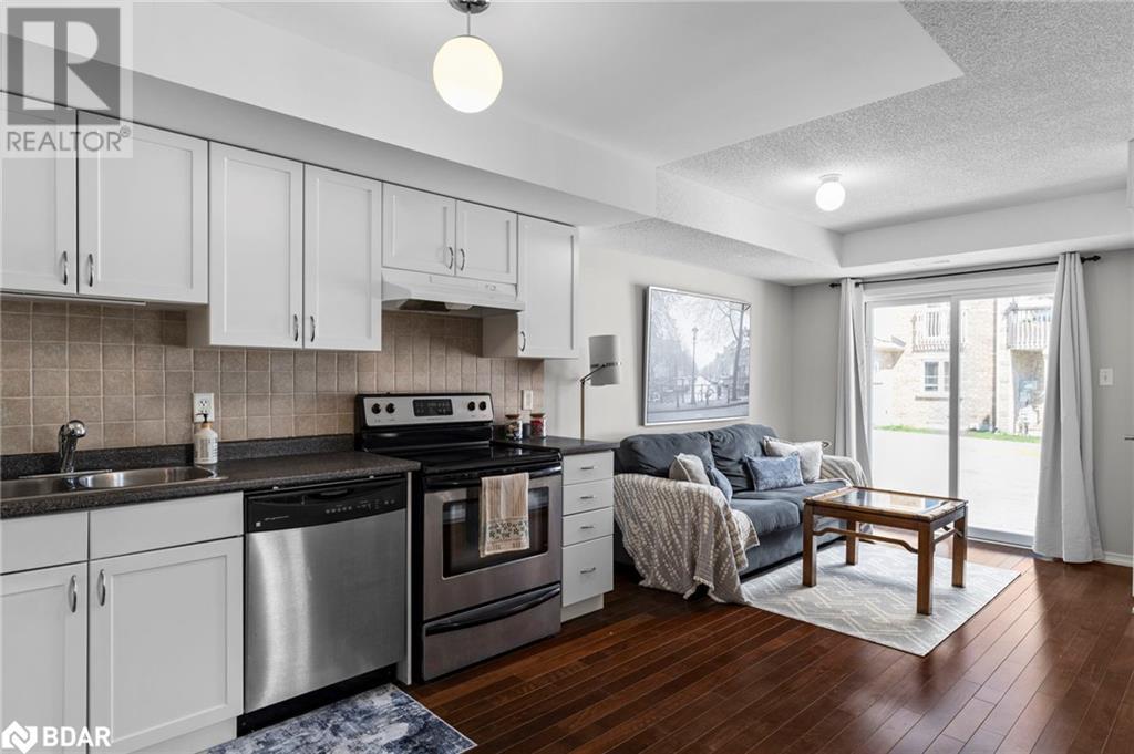 15 Cheltenham Road Unit# 1, Barrie, Ontario  L4M 0E7 - Photo 7 - 40740616