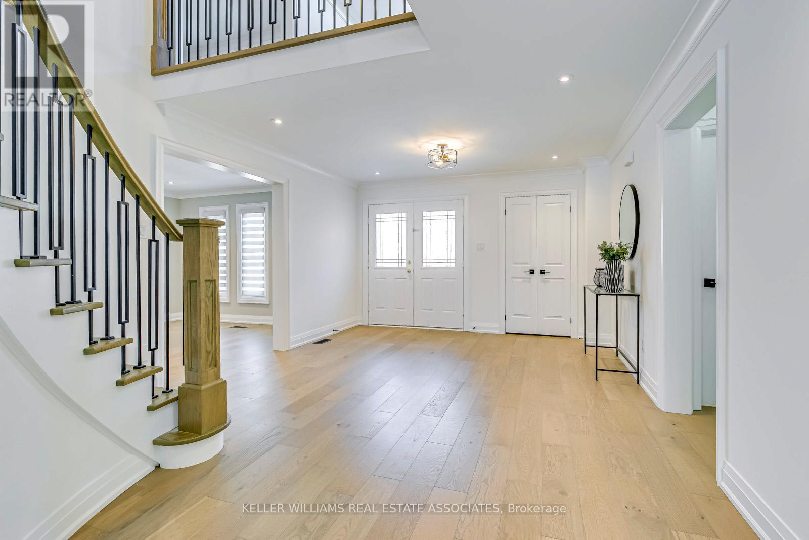 74 O'hara Place, Brampton (Fletcher's Creek South), Ontario  L6Y 3R7 - Photo 3 - W12217385