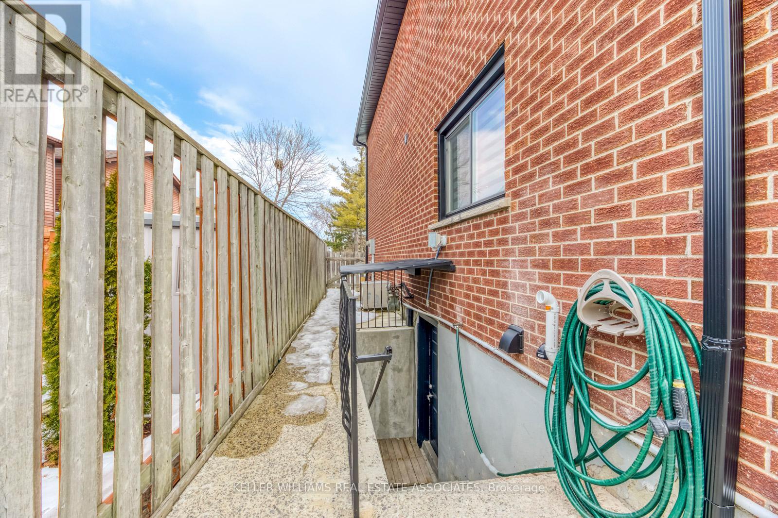 74 O'hara Place, Brampton (Fletcher's Creek South), Ontario  L6Y 3R7 - Photo 37 - W12217385
