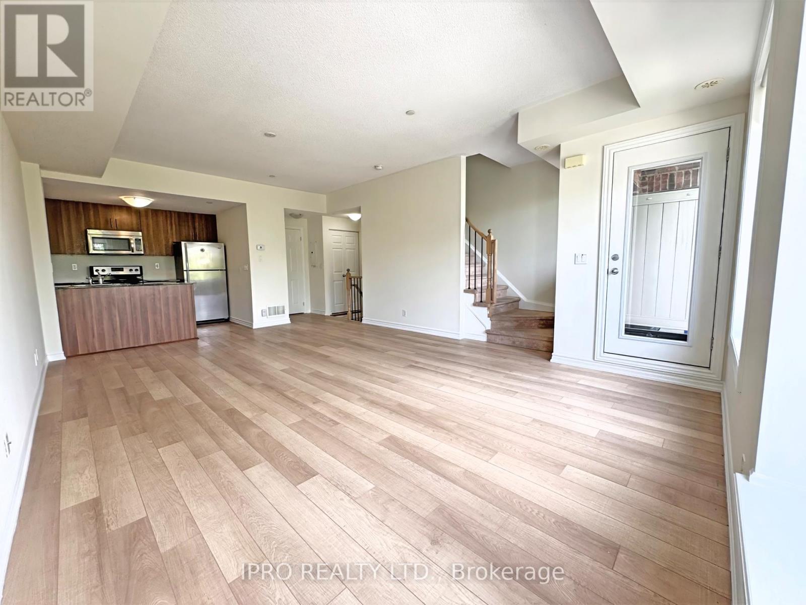 146 - 50 Carnation Avenue, Toronto (Long Branch), Ontario  M8V 0B8 - Photo 5 - W12217411