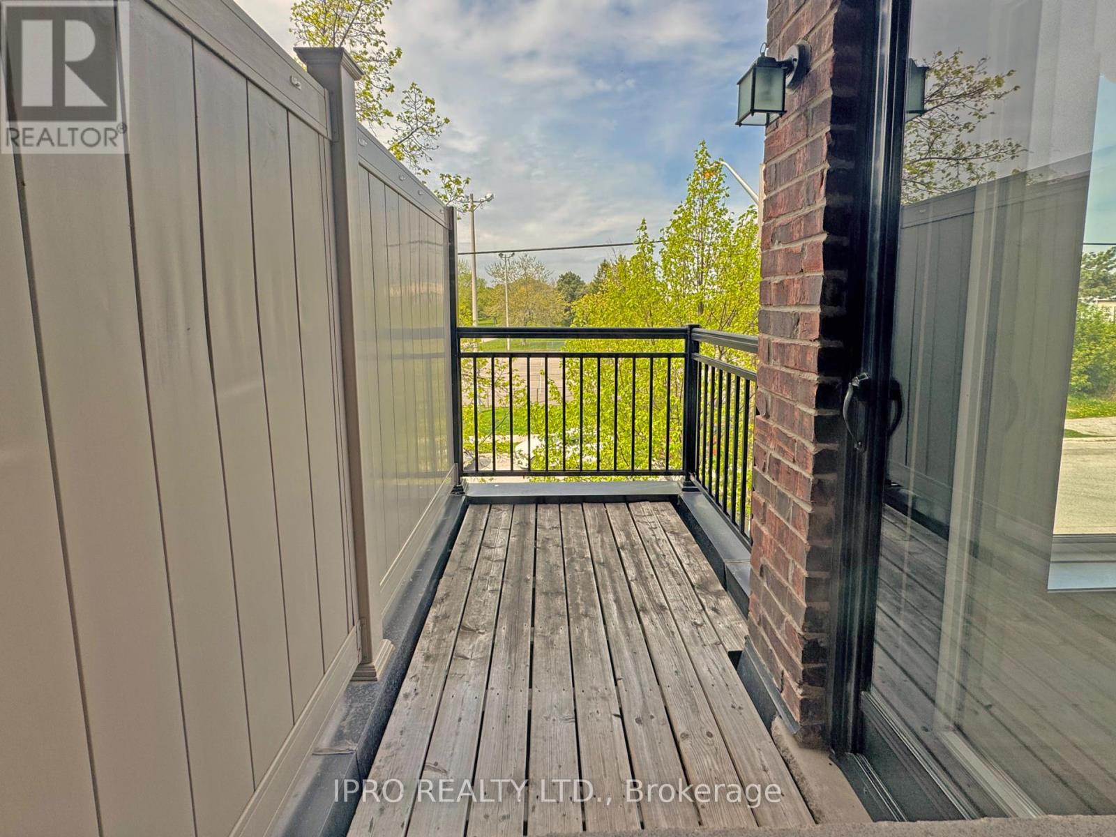 146 - 50 Carnation Avenue, Toronto (Long Branch), Ontario  M8V 0B8 - Photo 6 - W12217411