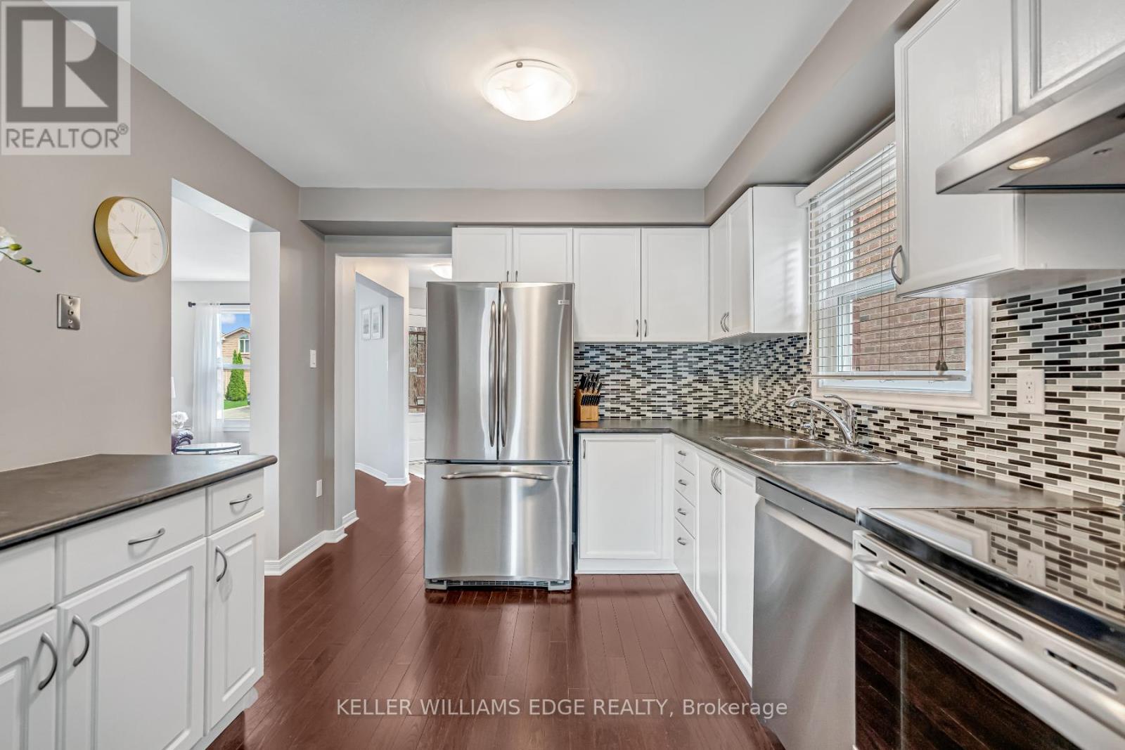 15 Smith Drive, Halton Hills (Georgetown), Ontario  L7G 5K7 - Photo 10 - W12217434