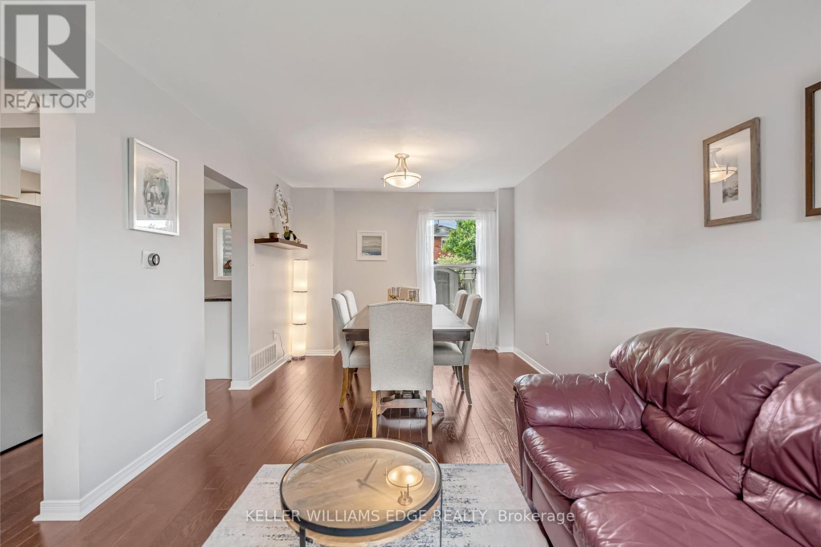 15 Smith Drive, Halton Hills (Georgetown), Ontario  L7G 5K7 - Photo 6 - W12217434