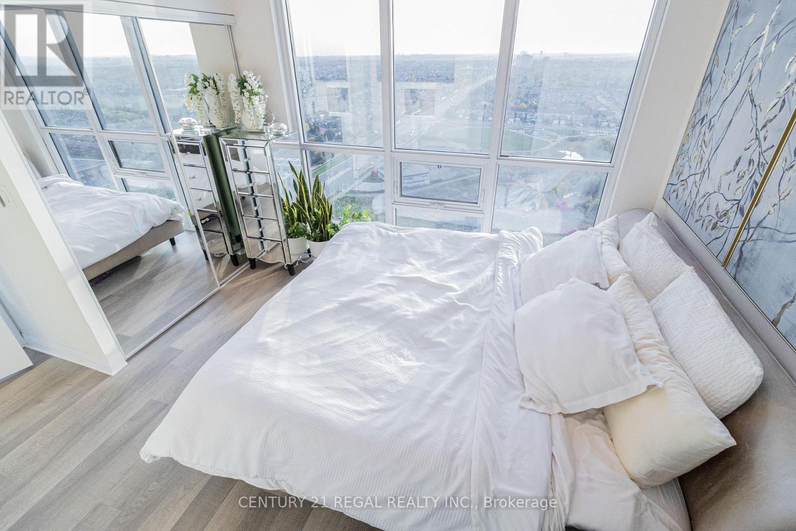 2307 - 5025 Four Springs Avenue, Mississauga (Hurontario), Ontario  L5R 0G5 - Photo 10 - W12217462