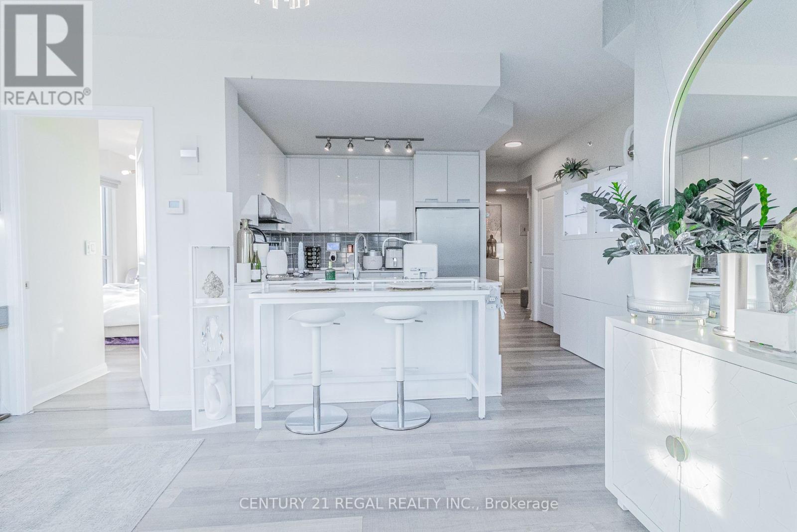 2307 - 5025 Four Springs Avenue, Mississauga (Hurontario), Ontario  L5R 0G5 - Photo 7 - W12217462