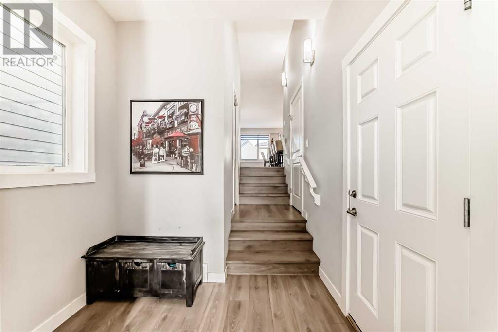 47 Cranbrook Gardens Se, Calgary, Alberta  T3M 2X5 - Photo 2 - A2205180