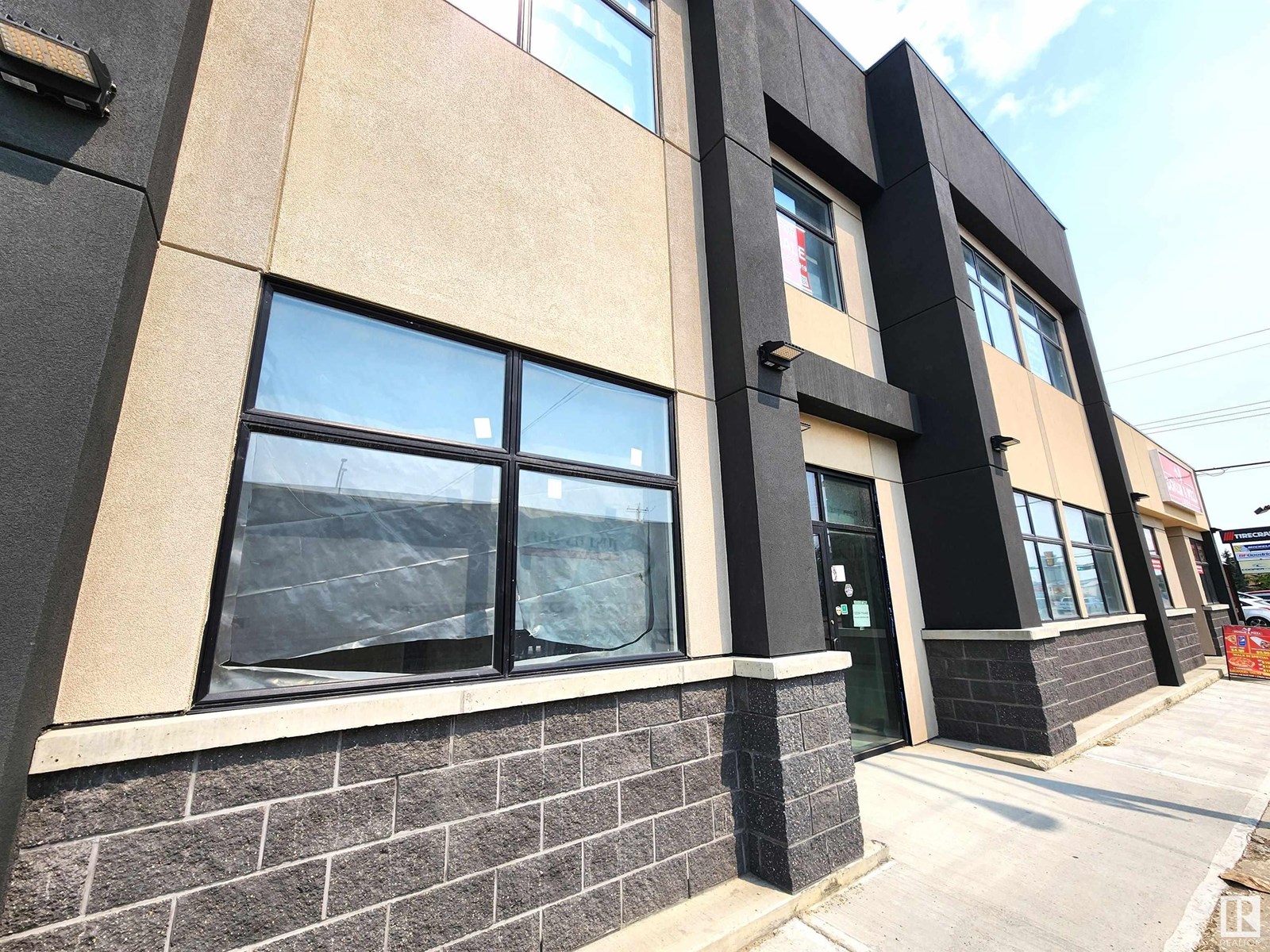12220 118 Av Nw, Edmonton, Alberta  T5L 2K1 - Photo 4 - E4442088