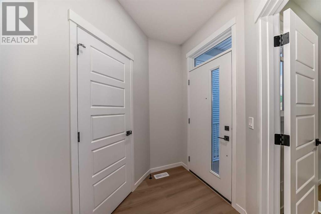 374 Corner Glen Way Ne, Calgary, Alberta  T3N 2P1 - Photo 10 - A2218411