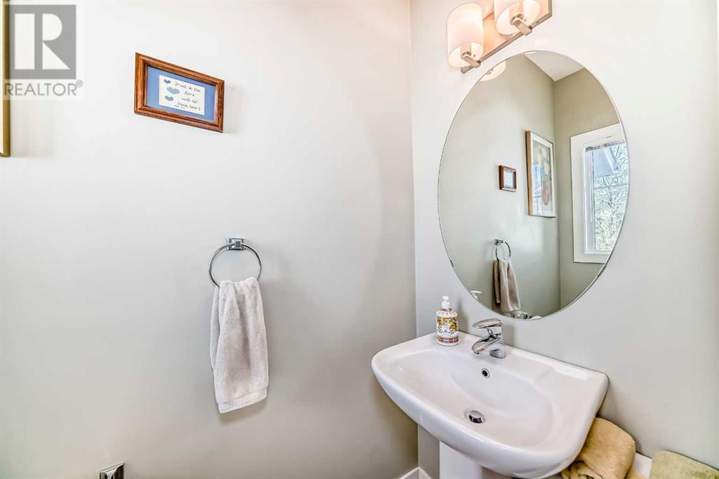 Property at 125, 300 Marina Drive image 5