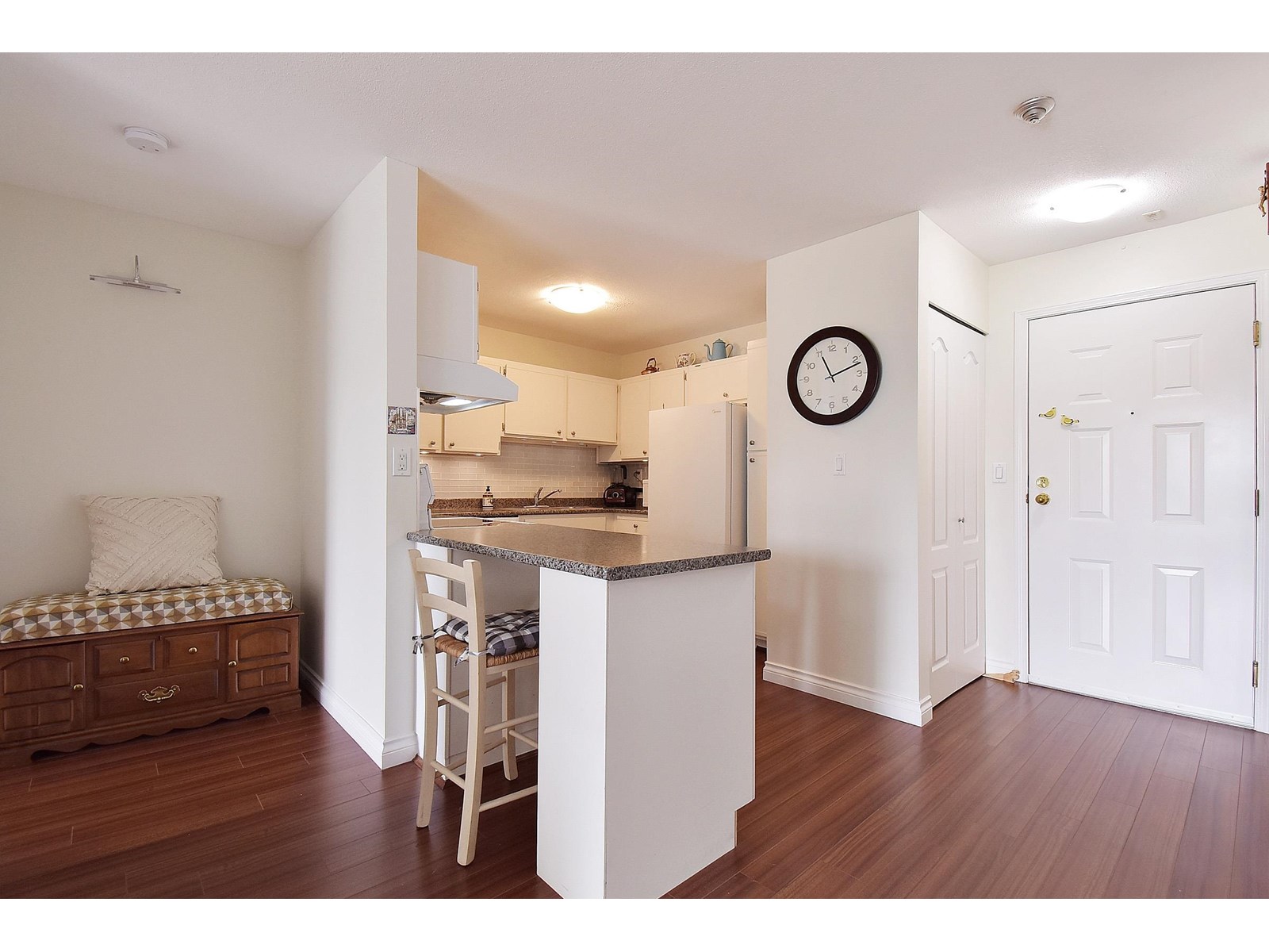 215 5379 205 Street, Langley, British Columbia  V3A 7V7 - Photo 3 - R3012207