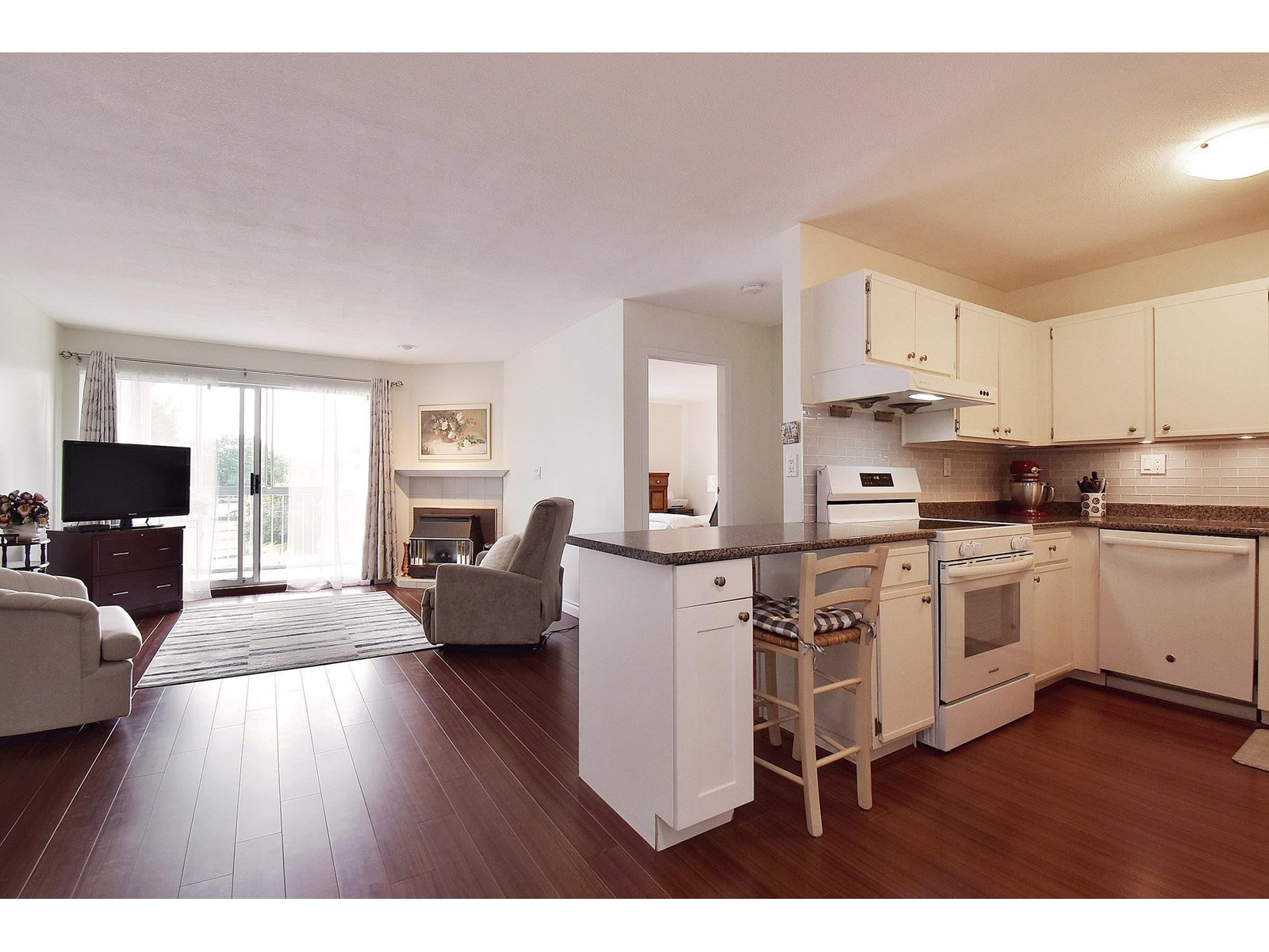 215 5379 205 Street, Langley, British Columbia  V3A 7V7 - Photo 5 - R3012207