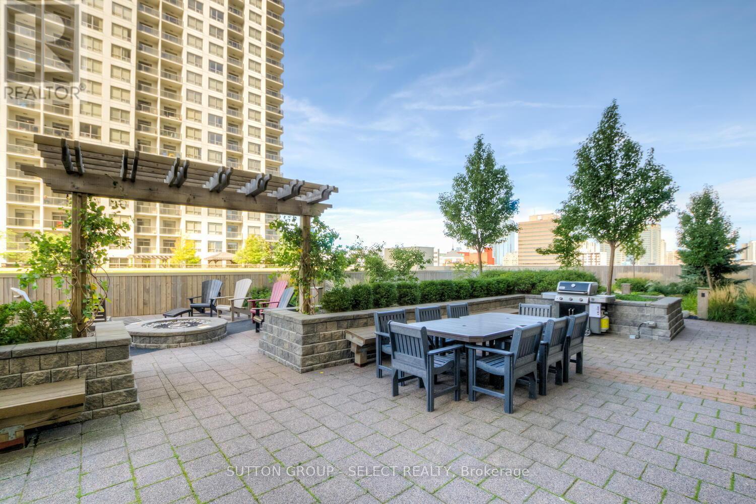 806 - 330 Ridout Street N, London East (East K), Ontario  N6C 3Z3 - Photo 46 - X12217486