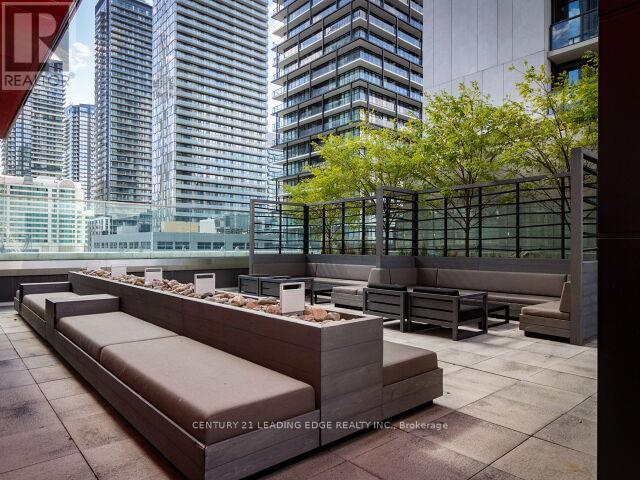 3704 - 318 Richmond Street W, Toronto (Waterfront Communities), Ontario  M5V 0B4 - Photo 17 - C12217163