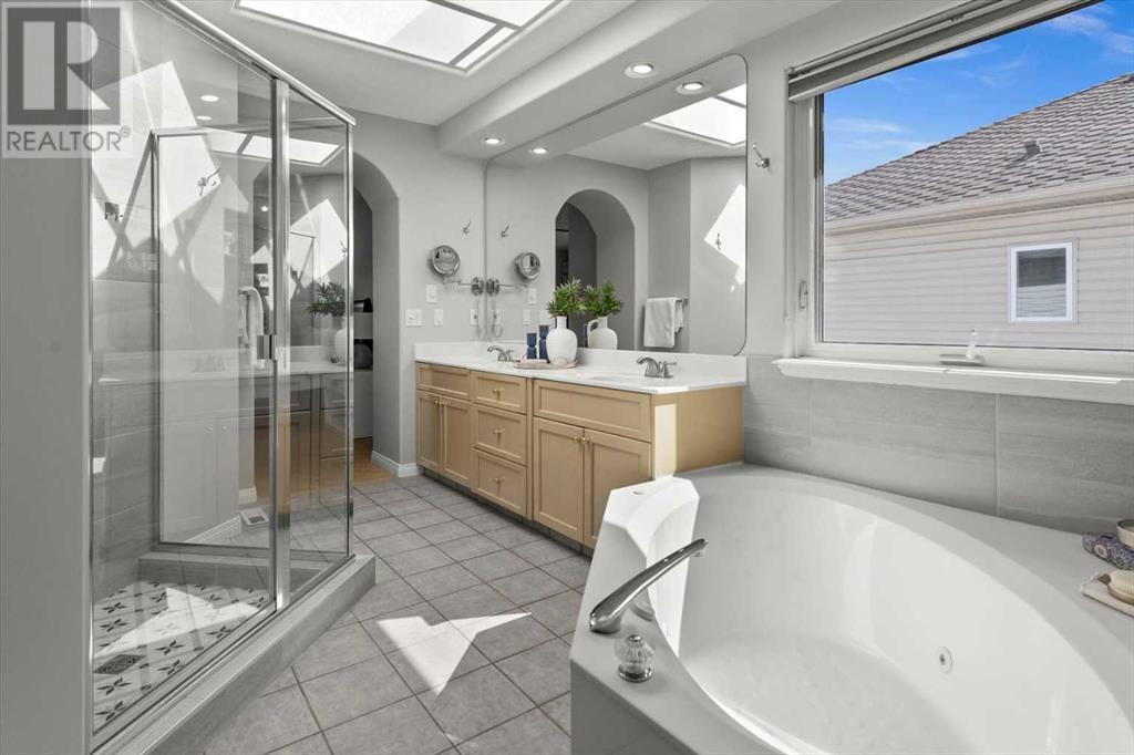 142 Valley Glen Heights Nw, Calgary, Alberta  T3B 5S8 - Photo 25 - A2219911