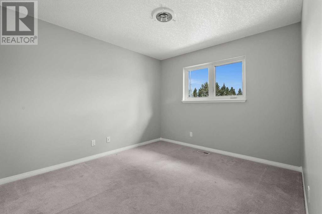 142 Valley Glen Heights Nw, Calgary, Alberta  T3B 5S8 - Photo 29 - A2219911