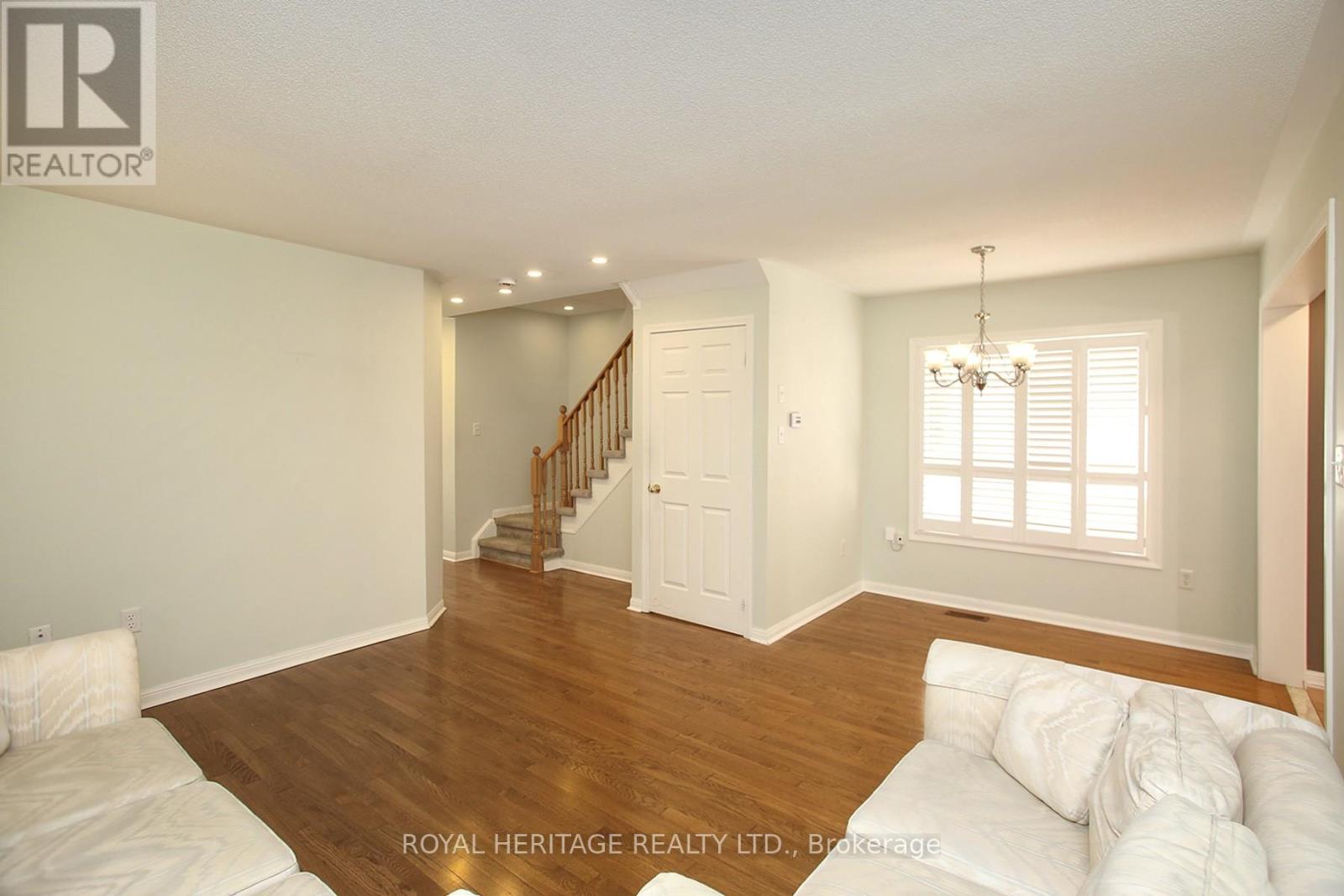 70 Longueuil Place, Whitby (Pringle Creek), Ontario  L1R 3H1 - Photo 4 - E12210038