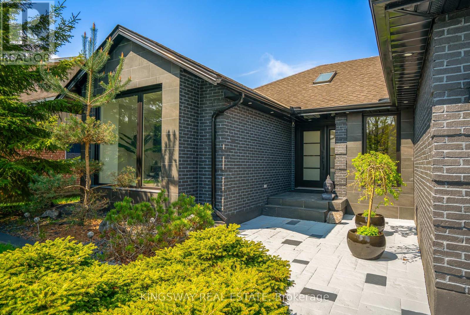 202 Michael Drive, Welland (N. Welland), Ontario  L3C 7B8 - Photo 2 - X12217386