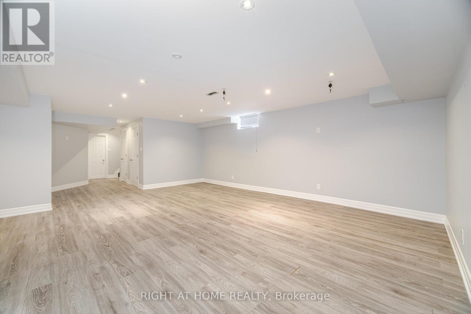24 Biggar Crescent, Grimsby (Grimsby West), Ontario  L3M 0E3 - Photo 41 - X12217401