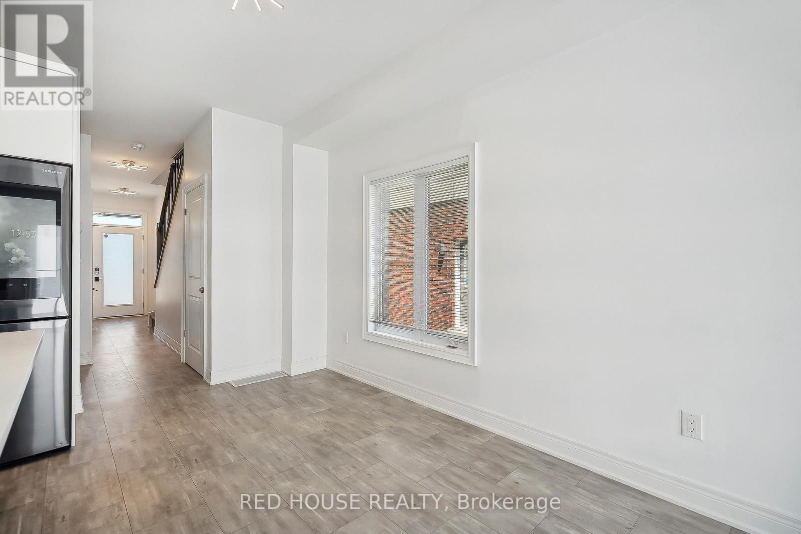 66 Venture Way, Thorold (Rolling Meadows), Ontario  L2V 0H6 - Photo 6 - X12217464