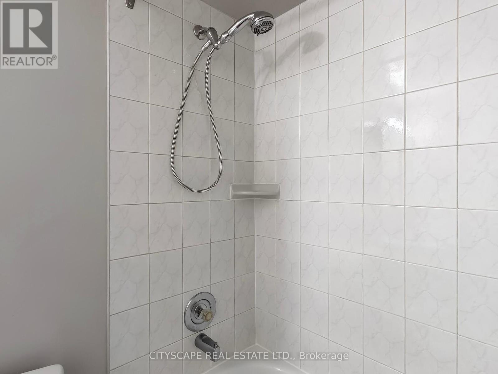 406 - 1320 Mississauga Valley Boulevard, Mississauga (Mississauga Valleys), Ontario  L5A 3R6 - Photo 25 - W12213980