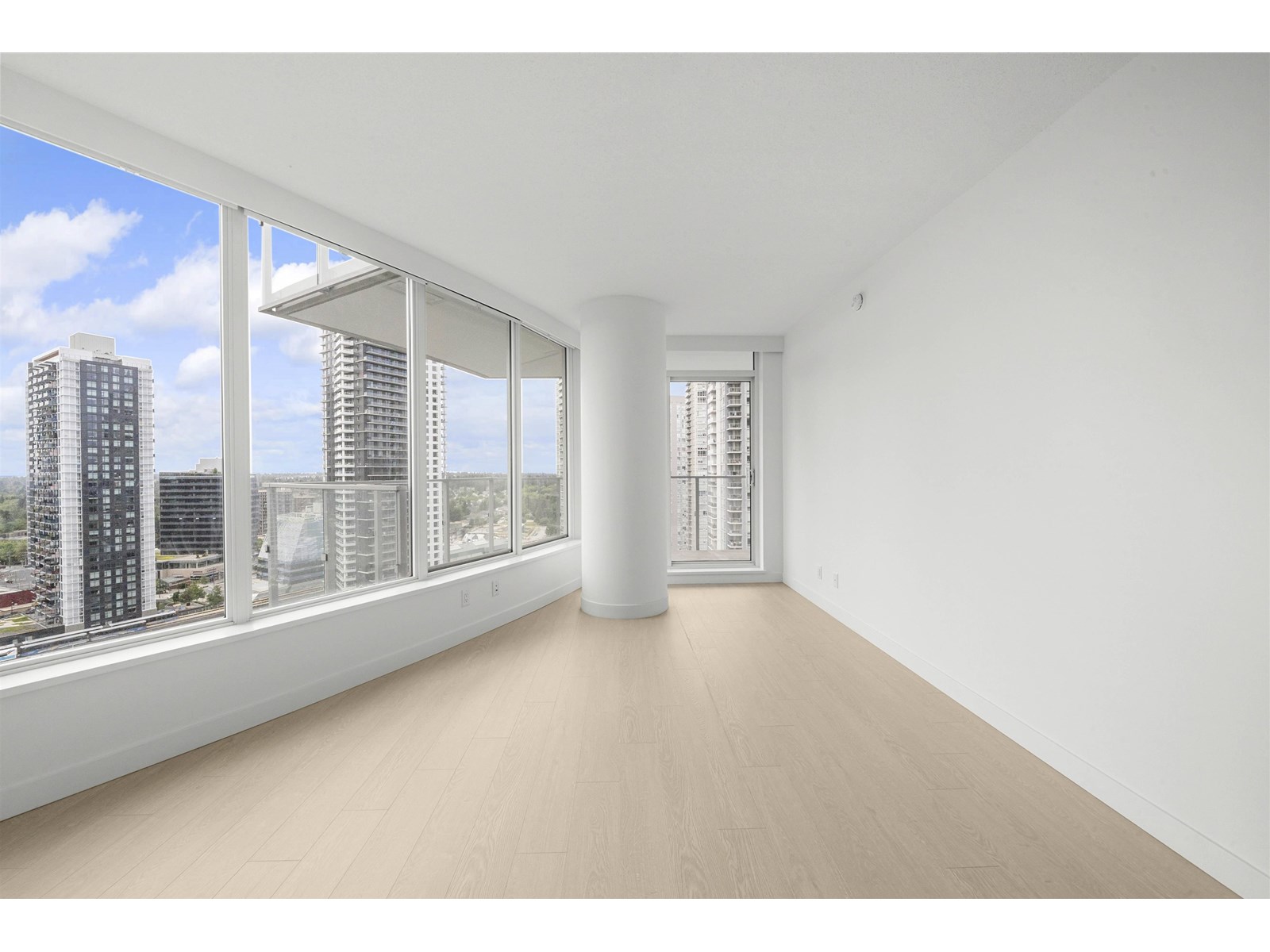 2208 13768 100th Avenue, Surrey, British Columbia  V3T 0V2 - Photo 12 - R3014577