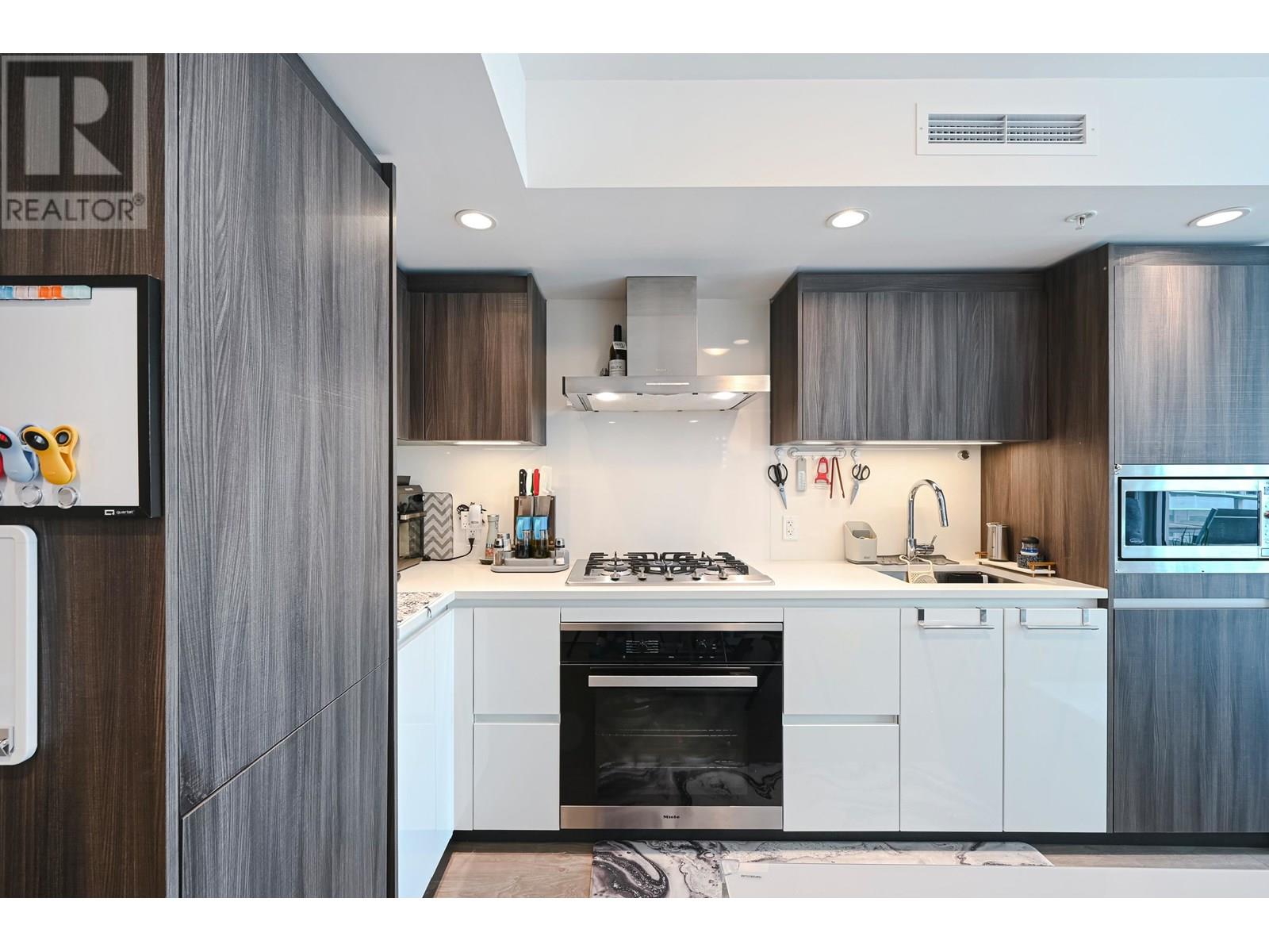 742 8133 Cook Road, Richmond, British Columbia  V6Y 0L7 - Photo 5 - R3014603