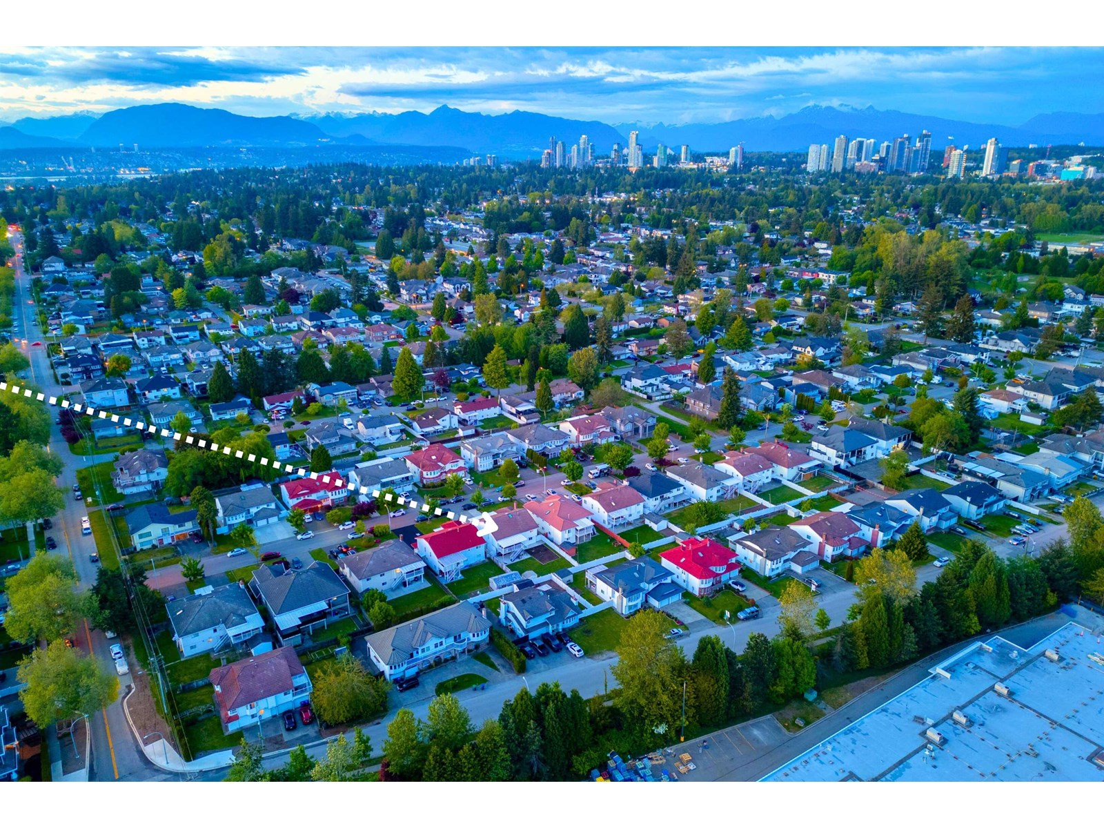 12452 90a Avenue, Surrey, British Columbia  V3V 6T3 - Photo 6 - R3014986