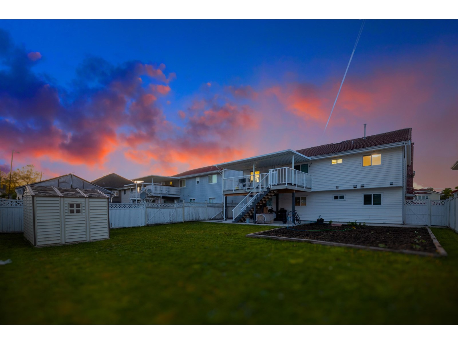 12452 90a Avenue, Surrey, British Columbia  V3V 6T3 - Photo 2 - R3014986