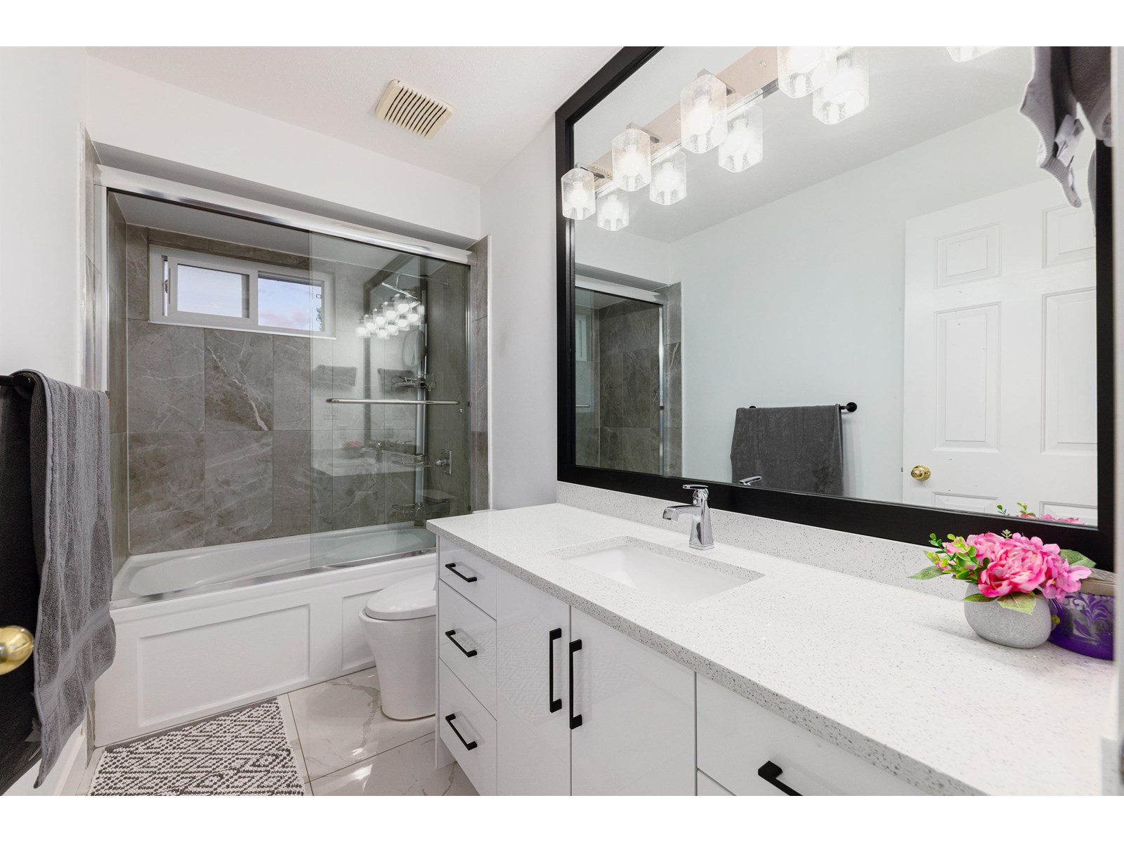 12452 90a Avenue, Surrey, British Columbia  V3V 6T3 - Photo 27 - R3014986