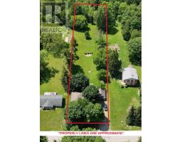 1061 HOWICK STREET, Howick, Ontario