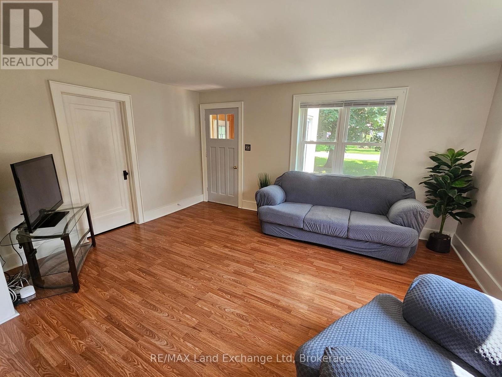 1061 Howick Street, Howick, Ontario  N0G 2X0 - Photo 26 - X12214861