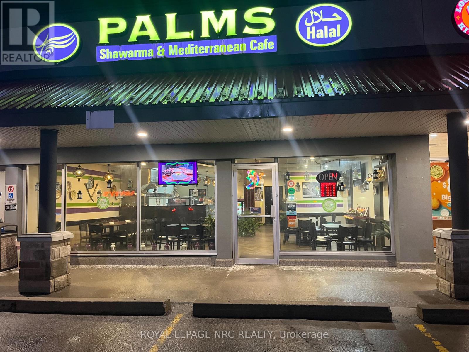 4 - 6734 LUNDY'S LANE, Niagara Falls, Ontario