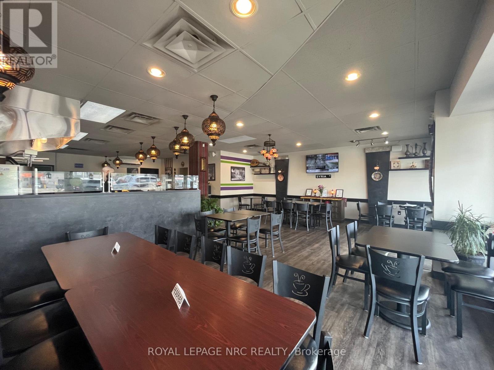 4 - 6734 Lundy's Lane, Niagara Falls, Ontario  L2G 1V5 - Photo 21 - X12217488