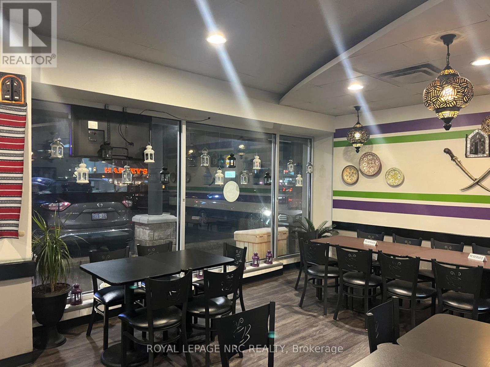 4 - 6734 Lundy's Lane, Niagara Falls, Ontario  L2G 1V5 - Photo 5 - X12217488