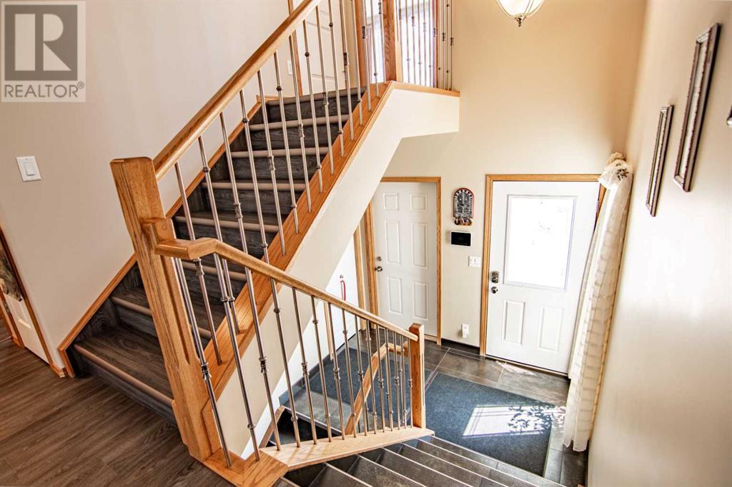 Property at 4 Isbister Close image 3