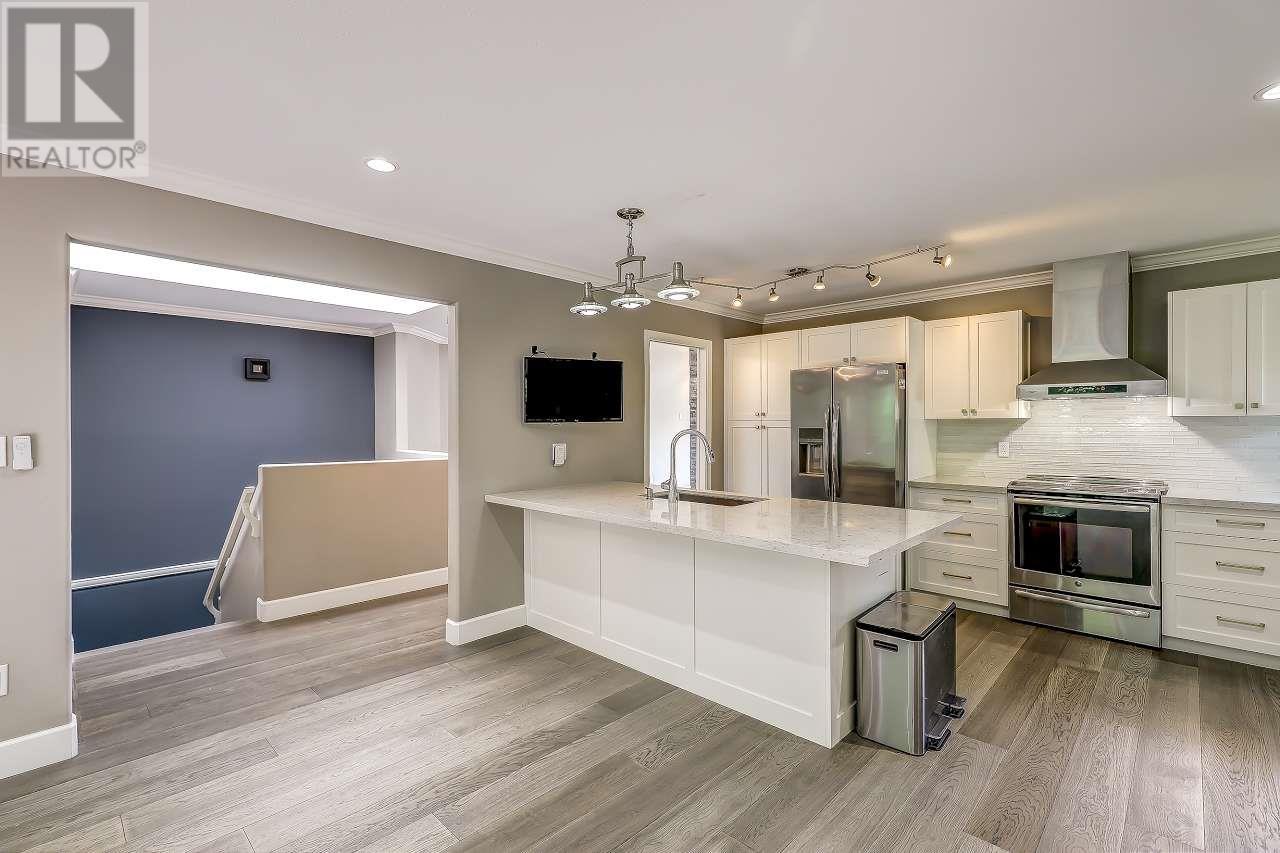 60 Shoreline Circle, Port Moody, British Columbia  V3H 5B3 - Photo 14 - R3014954