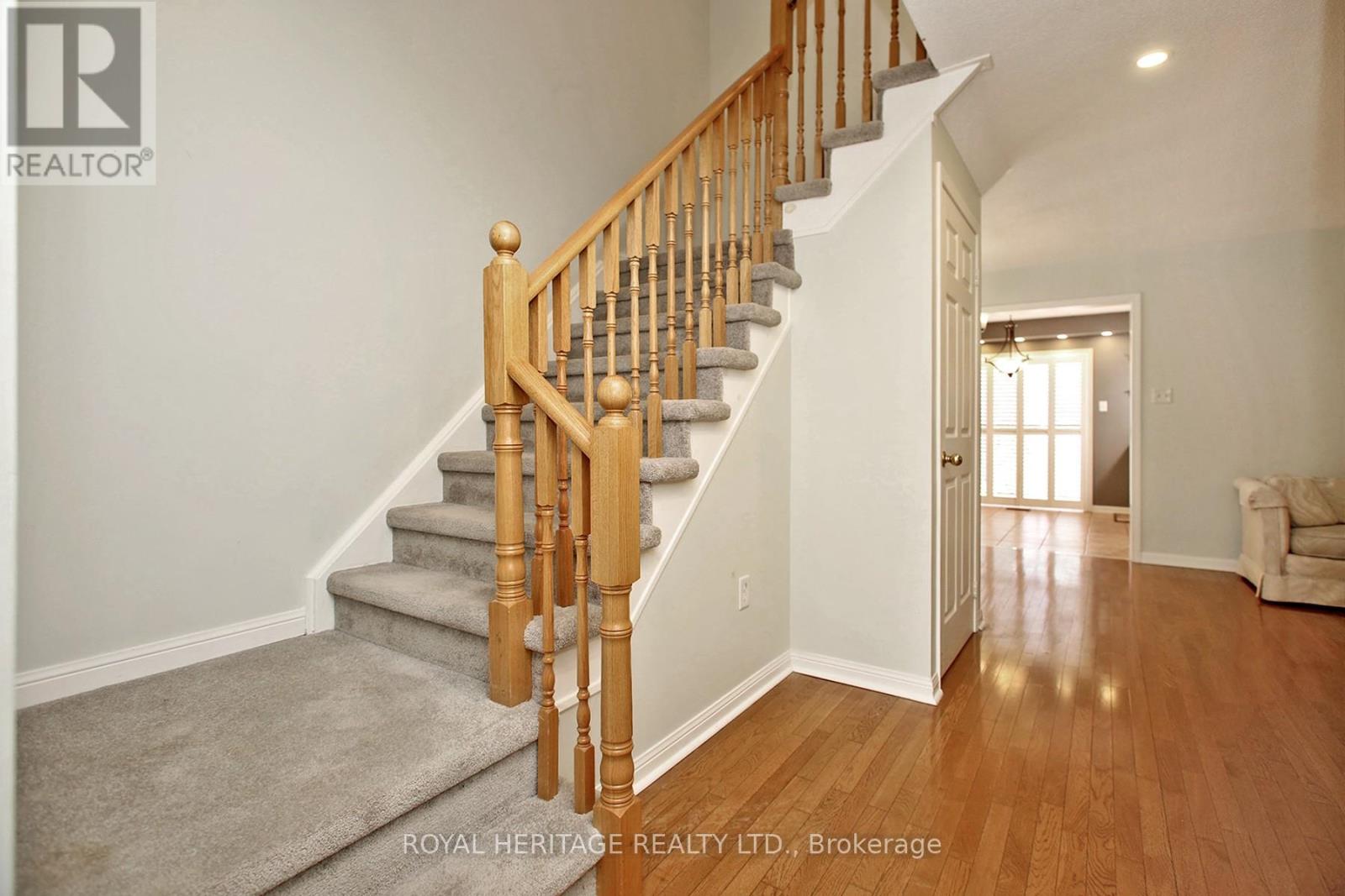 70 Longueuil Place, Whitby (Pringle Creek), Ontario  L1R 3H1 - Photo 21 - E12210038