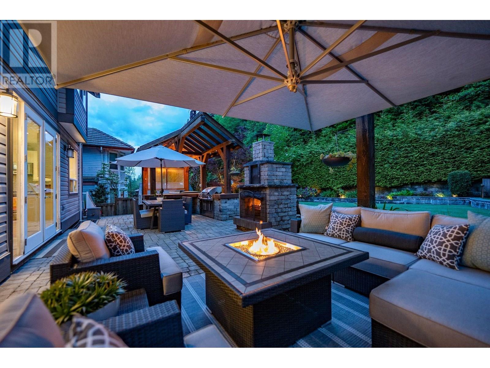 1742 Sugarpine Court, Coquitlam, British Columbia  V3E 3E4 - Photo 28 - R3015004
