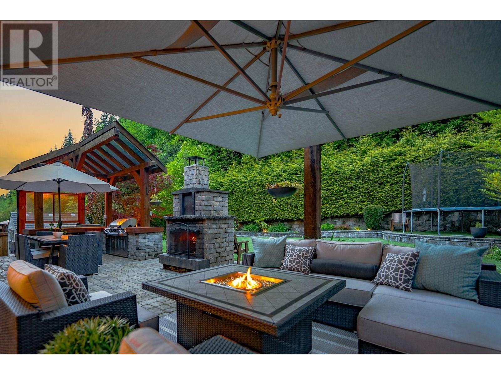 1742 Sugarpine Court, Coquitlam, British Columbia  V3E 3E4 - Photo 29 - R3015004
