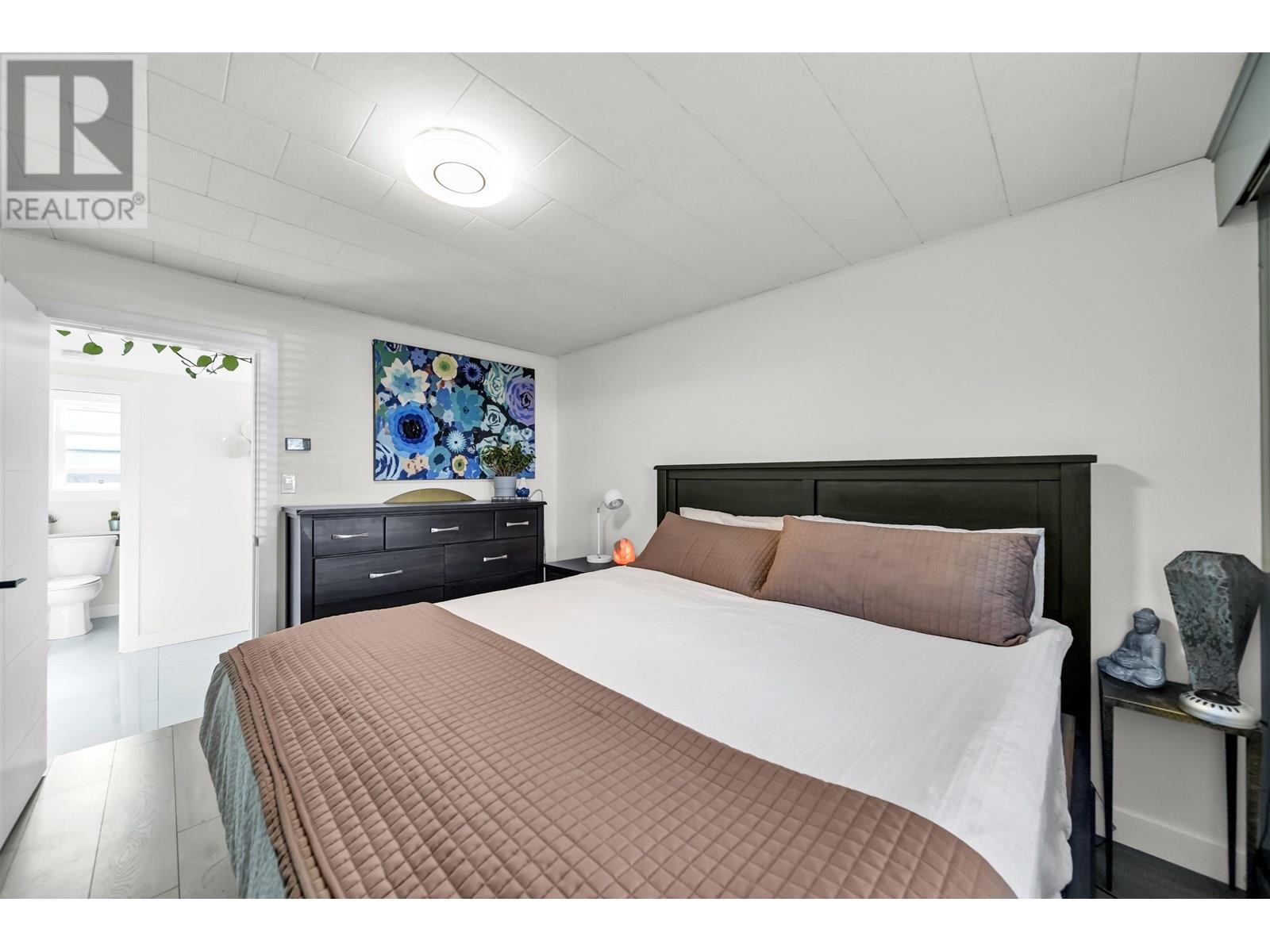 808 Runnymede Avenue, Coquitlam, British Columbia  V3J 2V2 - Photo 19 - R3015052