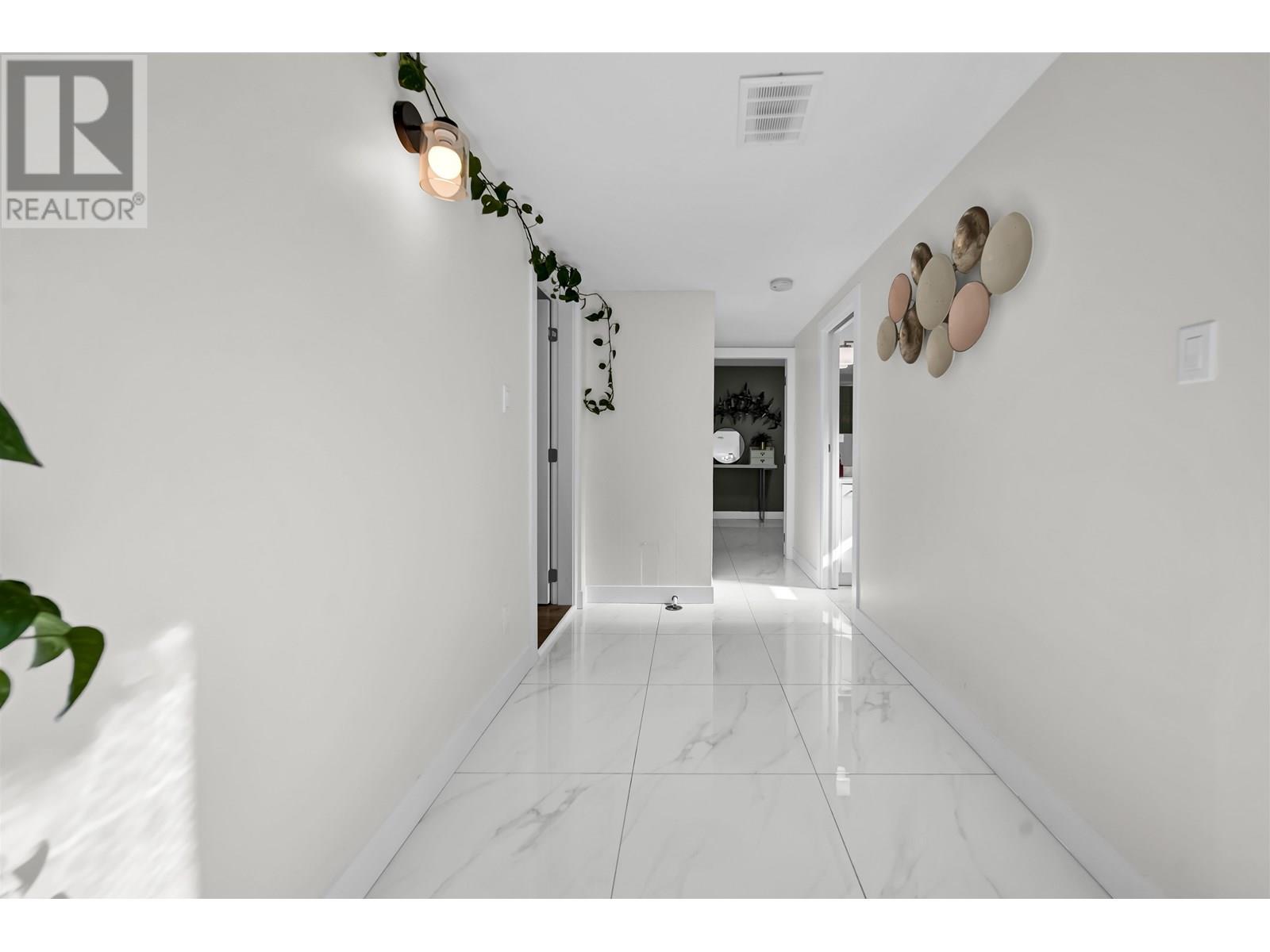 808 Runnymede Avenue, Coquitlam, British Columbia  V3J 2V2 - Photo 26 - R3015052