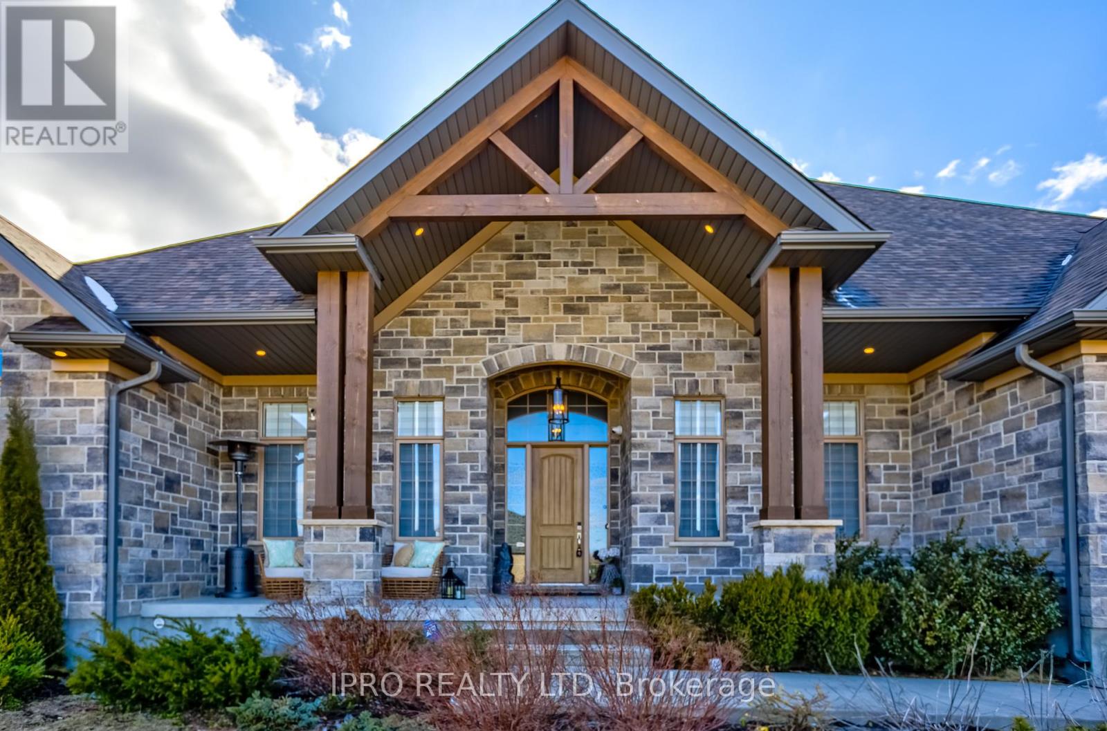 111 Sunset Hills Crescent, Woolwich, Ontario  N0B 2B0 - Photo 5 - X12217408