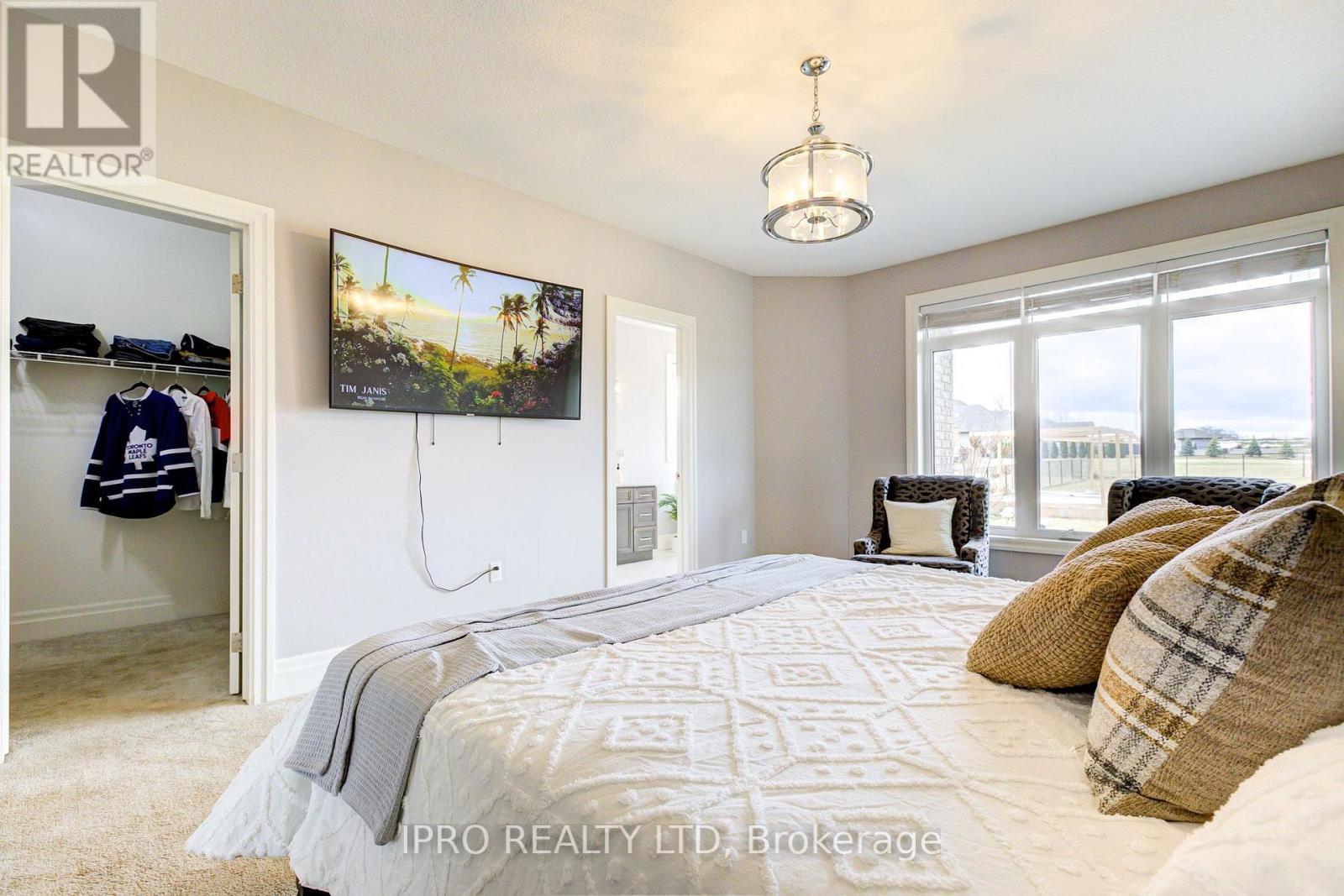 111 Sunset Hills Crescent, Woolwich, Ontario  N0B 2B0 - Photo 21 - X12217408