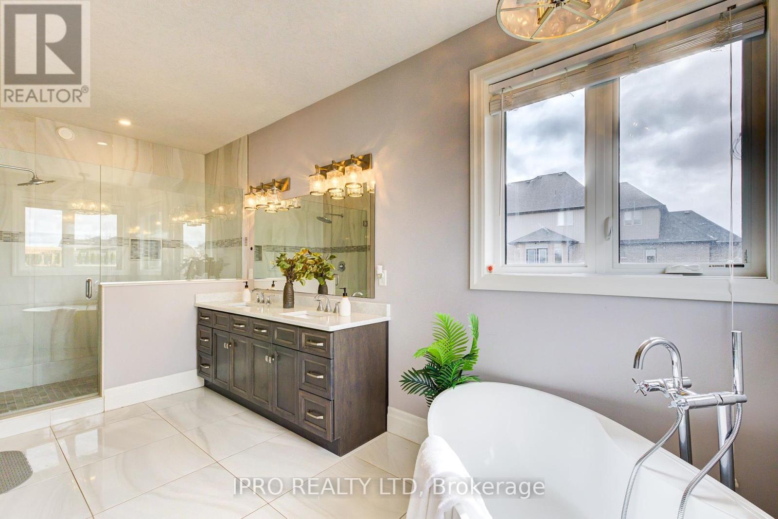 111 Sunset Hills Crescent, Woolwich, Ontario  N0B 2B0 - Photo 23 - X12217408
