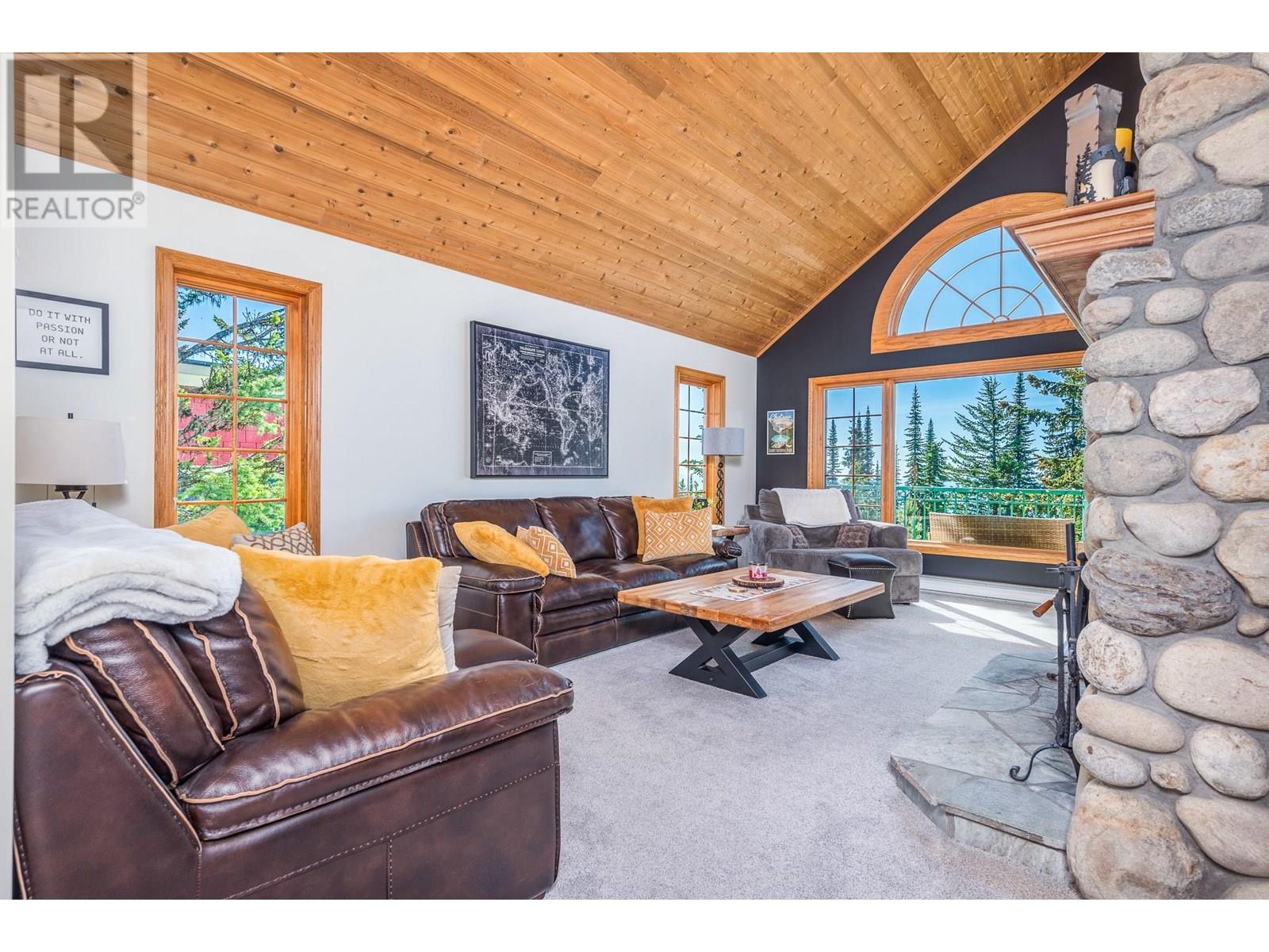 Property at 705 Monashee Road image 1