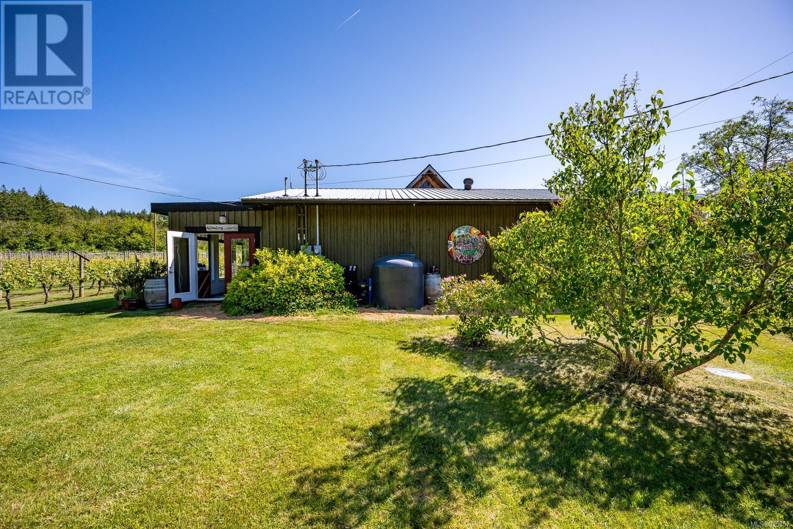 1885 Central Rd, Hornby Island, British Columbia  V0R 1Z0 - Photo 29 - 995857