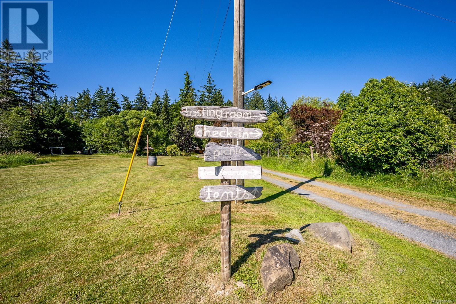 1885 Central Rd, Hornby Island, British Columbia  V0R 1Z0 - Photo 45 - 995857